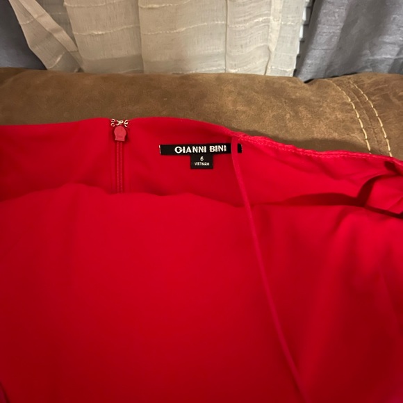 Dress - Picture 2 of 4